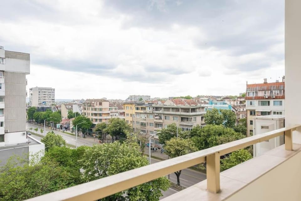 Day, View (from property/room), Balcony/Terrace, City view, Sea view