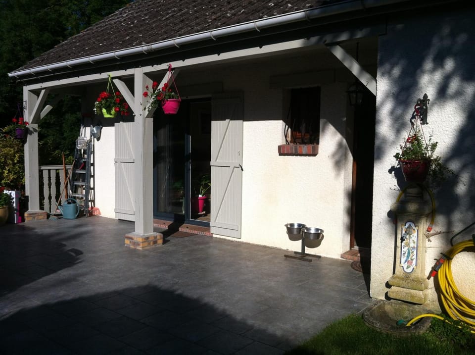 Property building, Balcony/Terrace