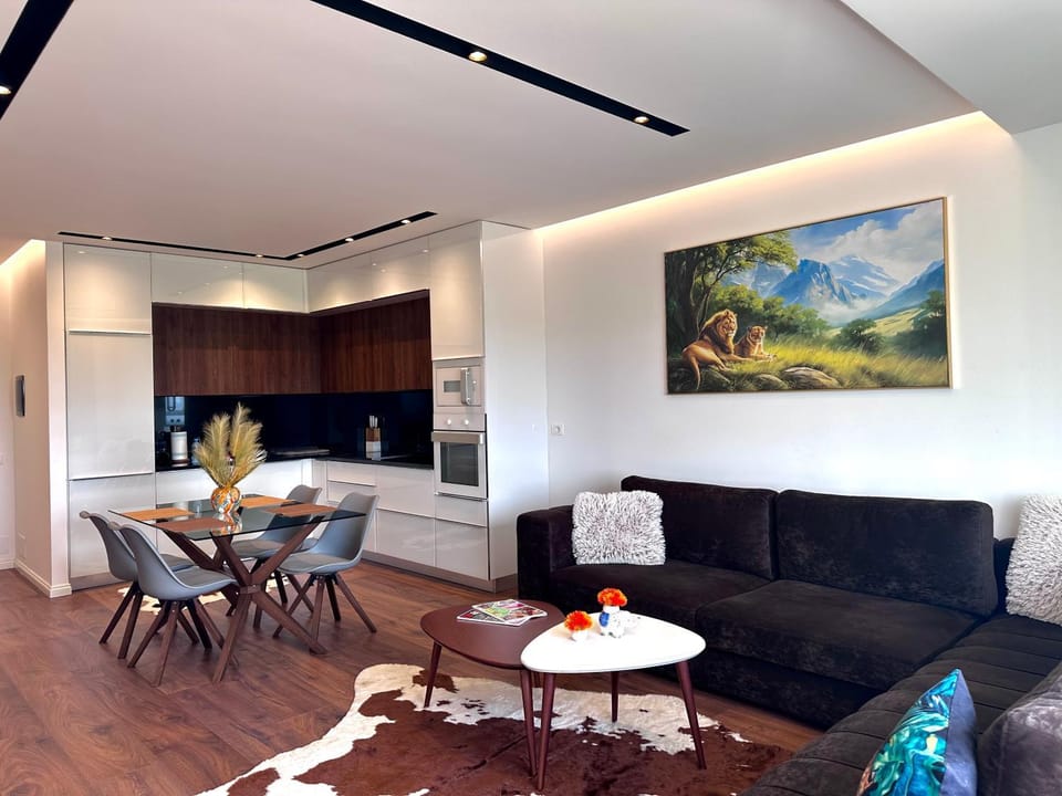 Living room, Seating area, Dining area