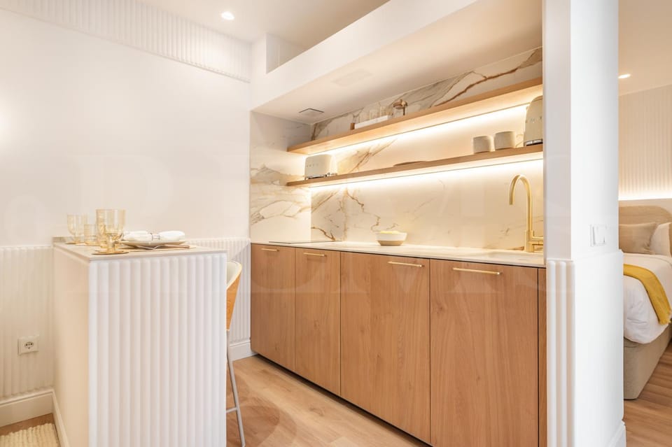 Kitchen or kitchenette