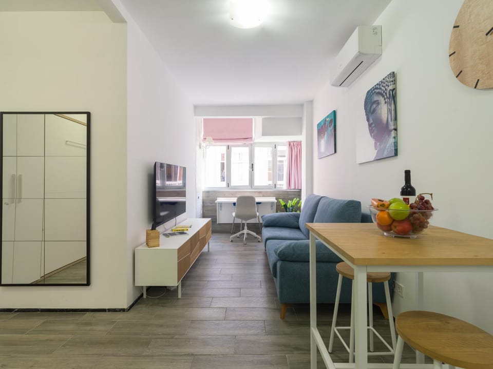 Communal lounge/ TV room, Living room