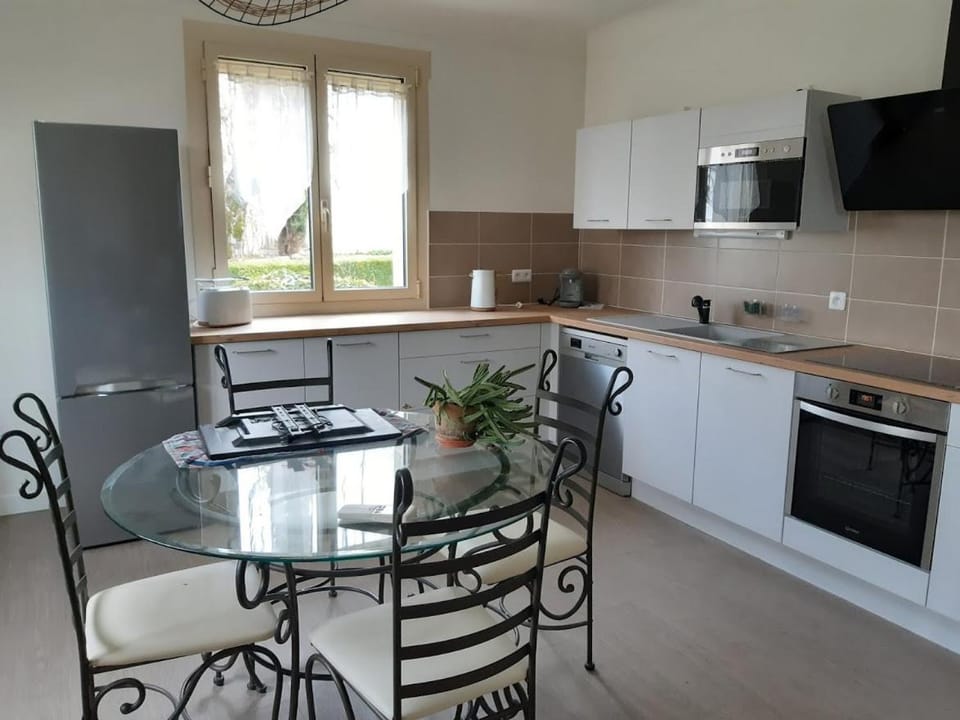 Agréable maison toute équipée à Durfort Lacapelette House in Occitanie