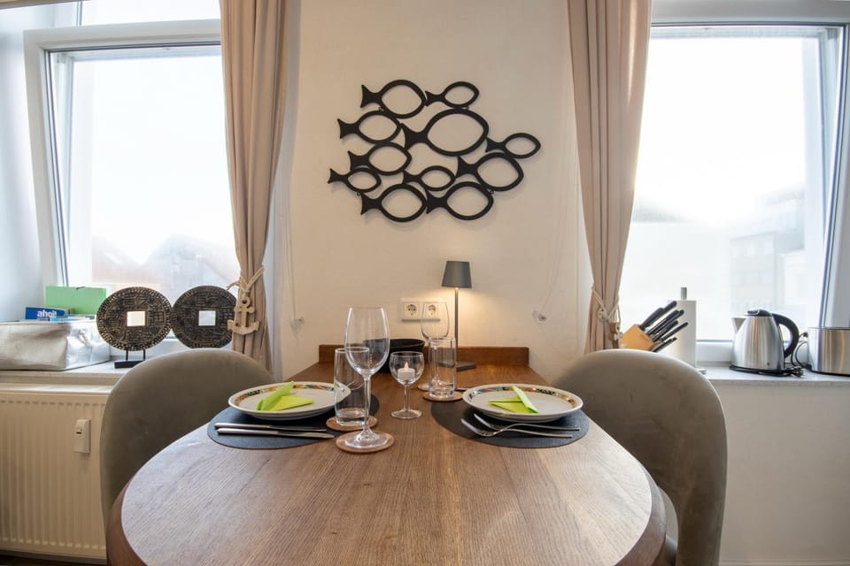 Dining area, Dinner