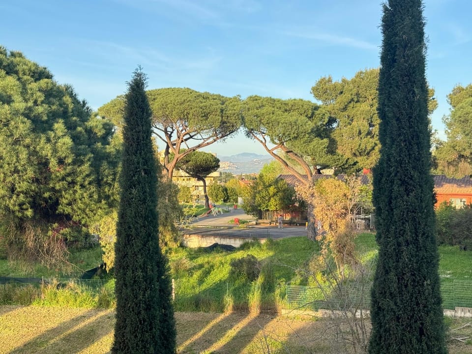 Flower Garden House Apartment in Rome