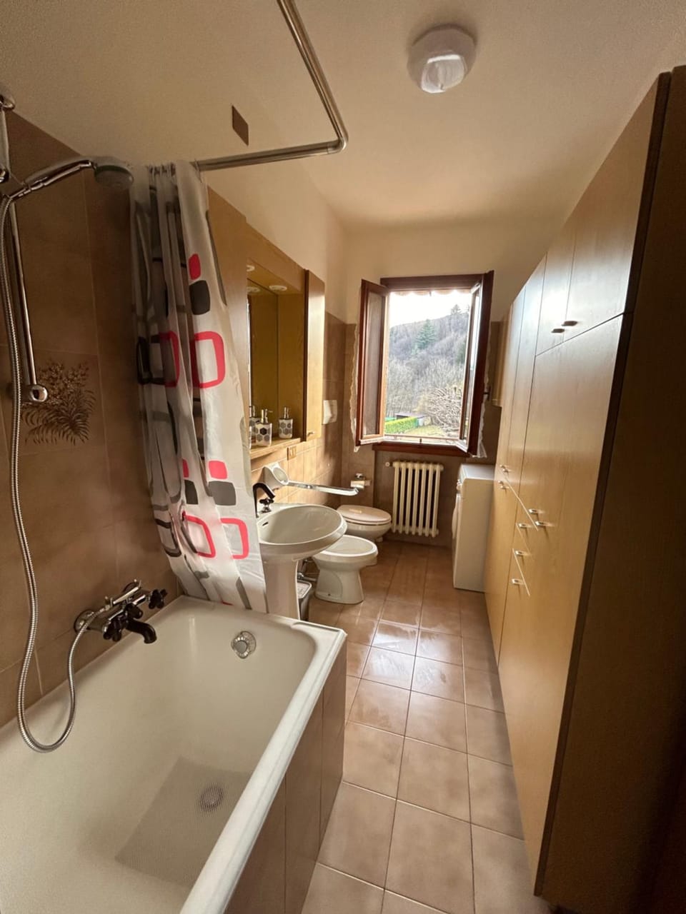 CASA BICIURLIN House in Canton of Ticino