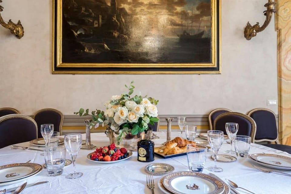 Piazza Navona historical palace Apartment in Rome