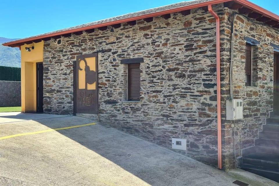 O Lar de Alba House in Galicia