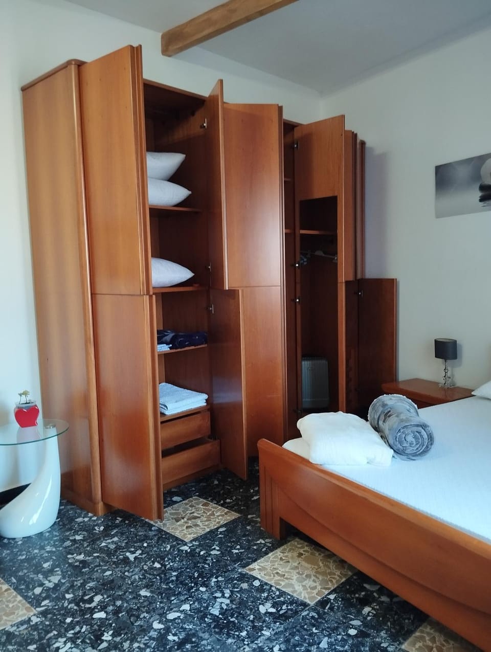 Bedroom, wardrobe