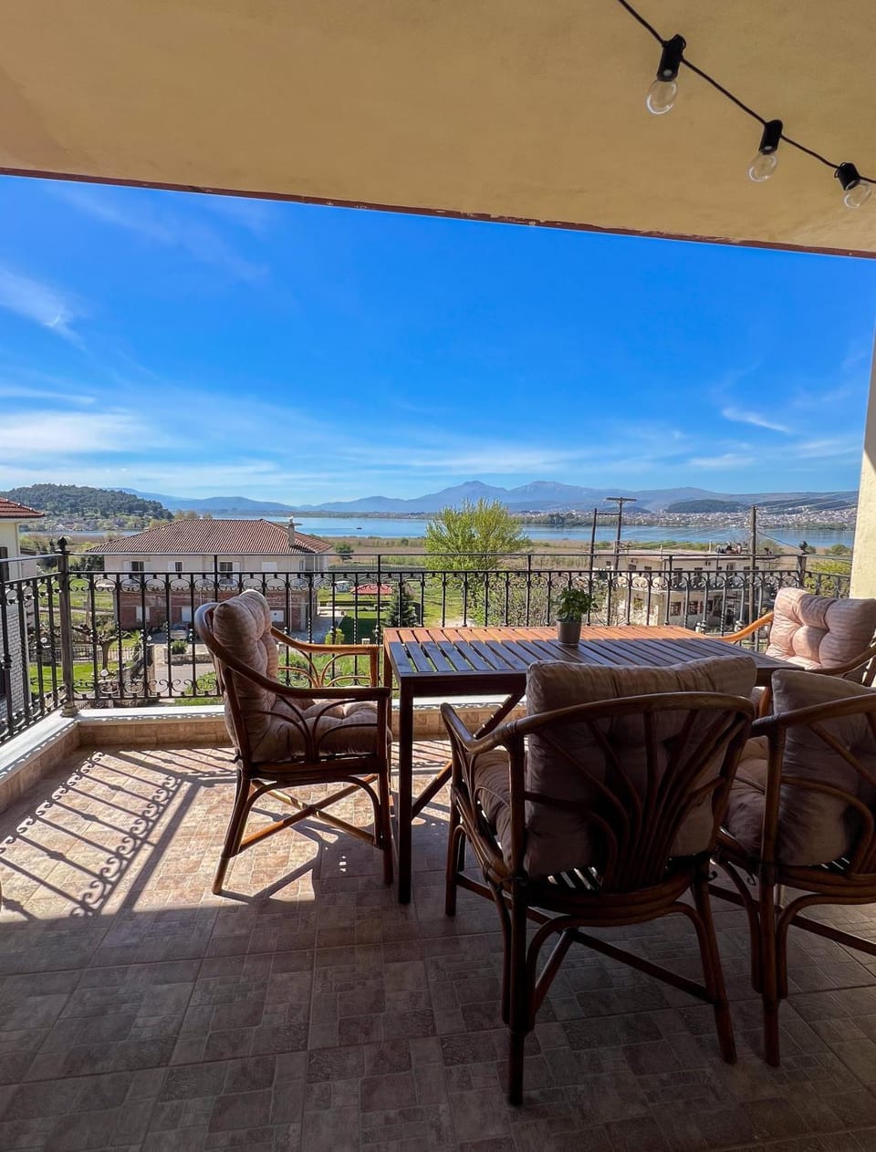 Natural landscape, Balcony/Terrace, Mountain view, Sea view