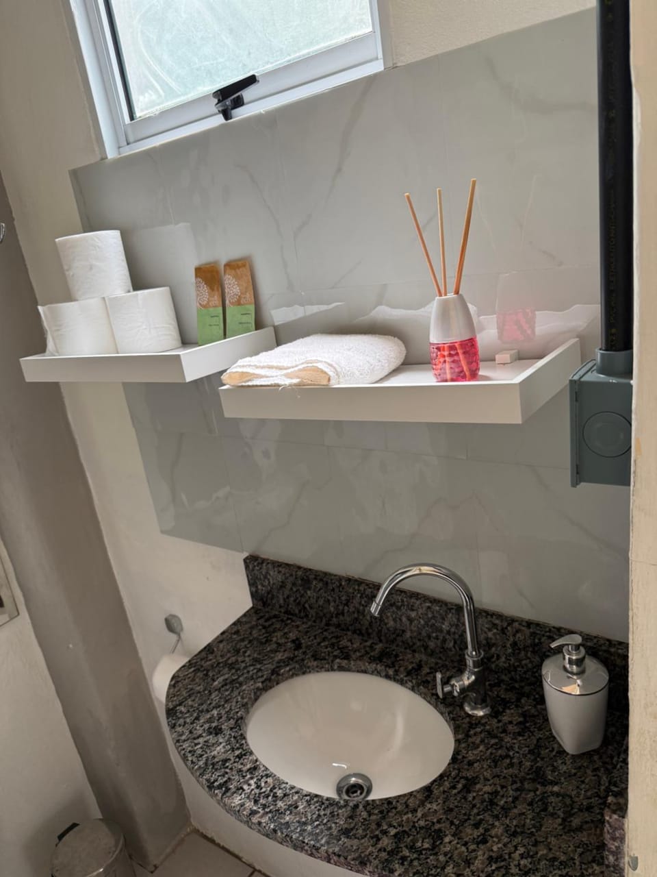 Apartamento central com pátio, 1 quadra do calçadão Apartment in State of Rio Grande do Sul