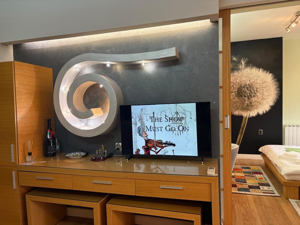 City Sunrise Apartment in Sofia