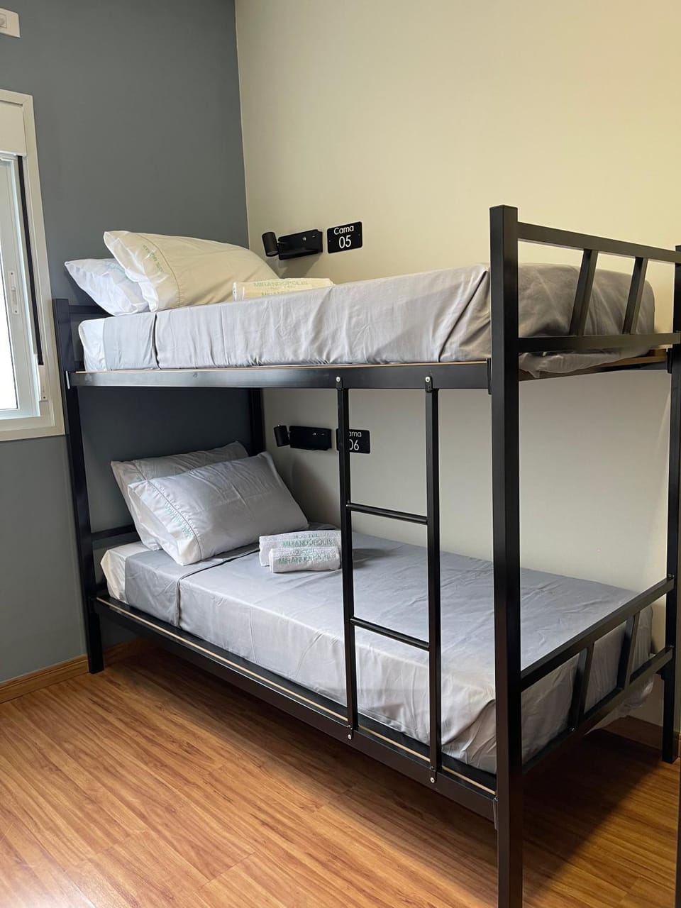 bunk bed