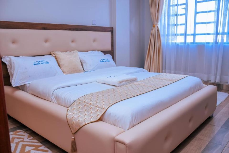 Havana Cottages-Hyrax Deluxe Master Apartment in Kenya