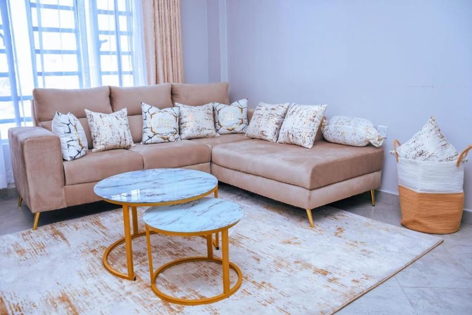 Havana Cottages-Hyrax Deluxe Master Apartment in Kenya