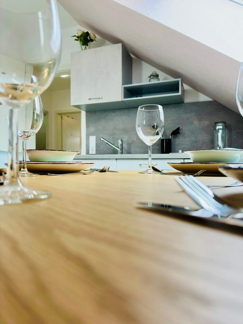 Kitchen or kitchenette, Food and drinks, Dining area