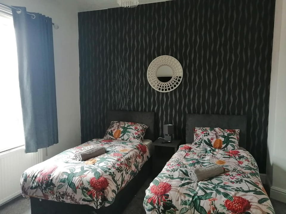 Central Luxury Town House House in Blackpool