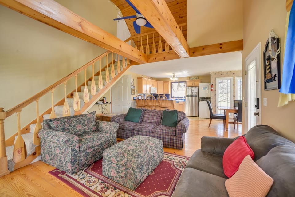 Nautical Retreat at Kudzu Cove Cabins Resort Cabin in Guntersville Lake
