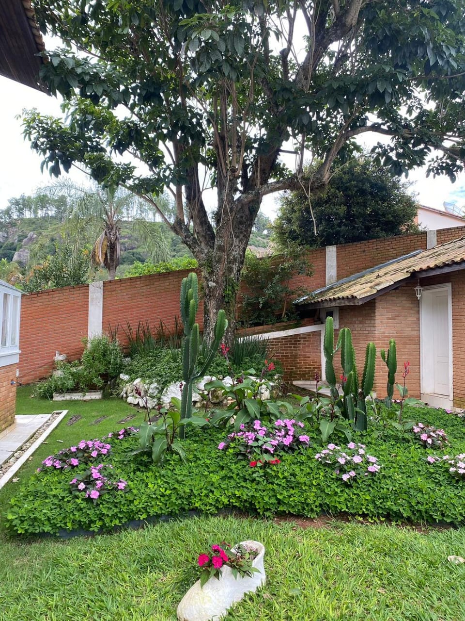 A Casa Flow na Represa House in State of São Paulo