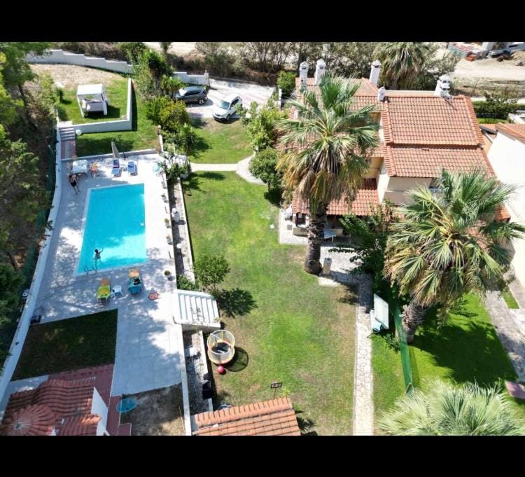 Posidi pool apartment House in Halkidiki