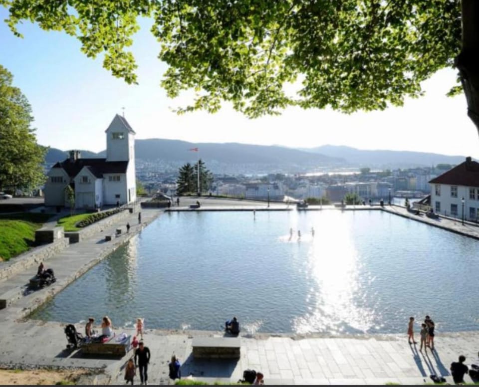 Byleilighet nær Fløyen Apartment in Bergen