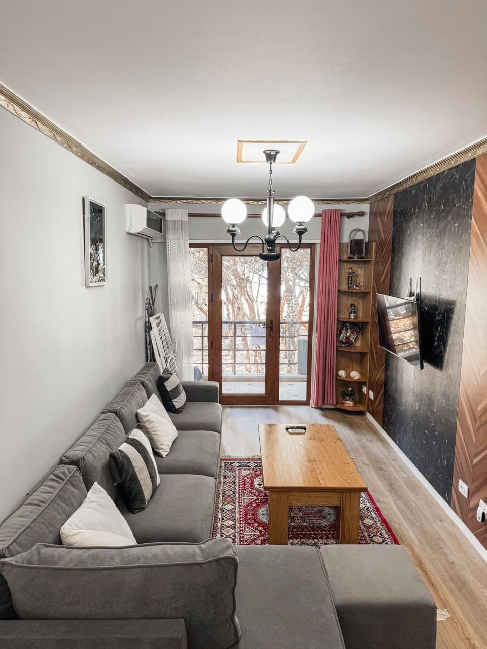 TV and multimedia, Living room, Seating area, Sea view