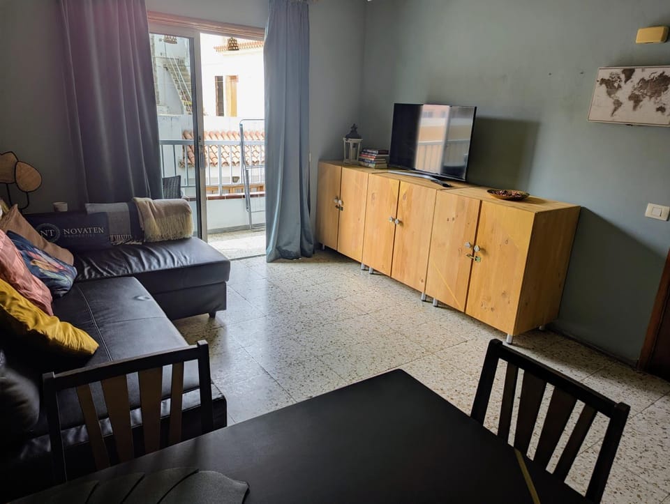 Emerald auténtic canary apartment Apartment in Abona
