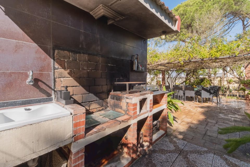 BBQ facilities, View (from property/room)