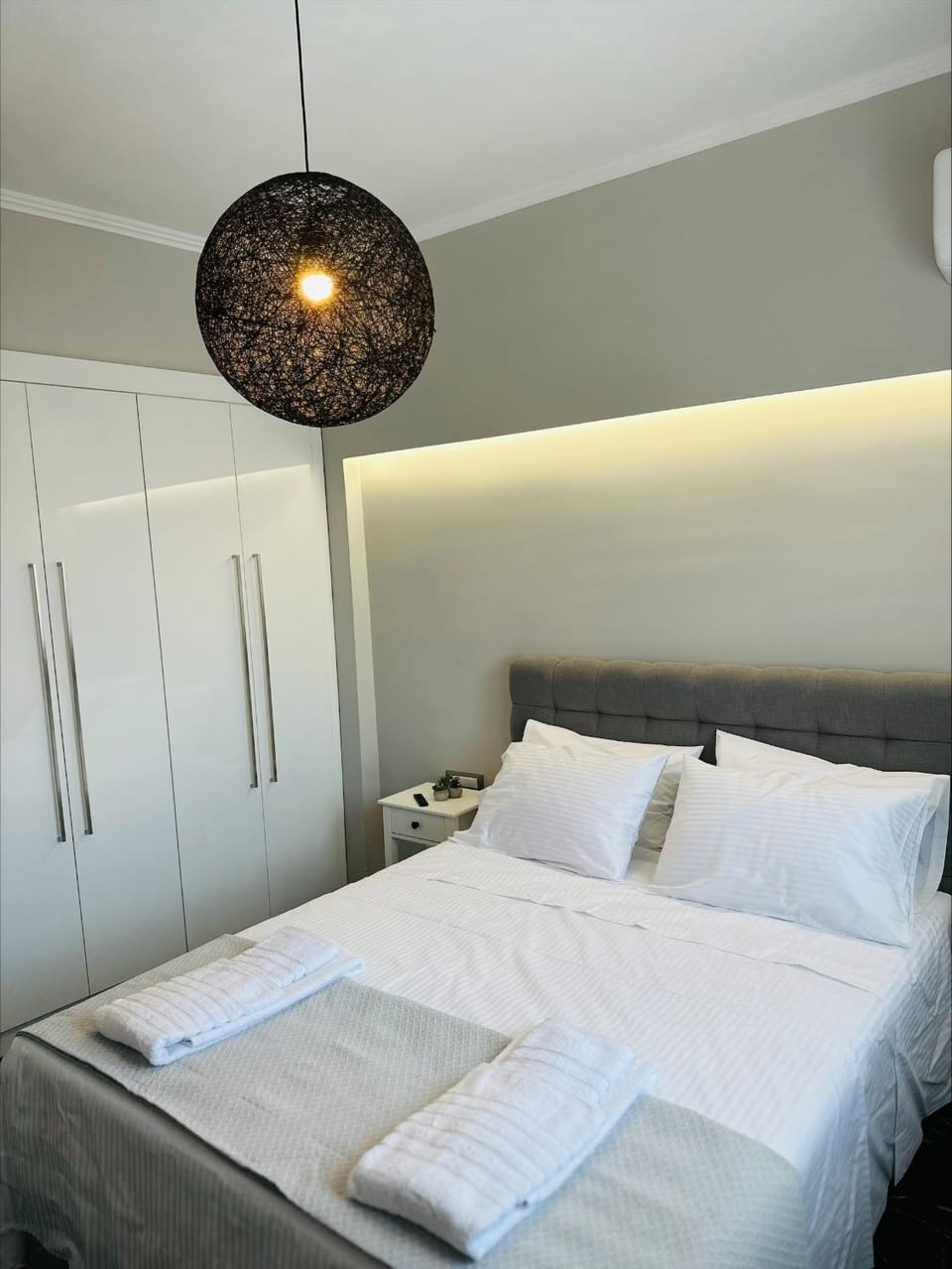 Bed, Photo of the whole room, Bedroom, towels, wardrobe