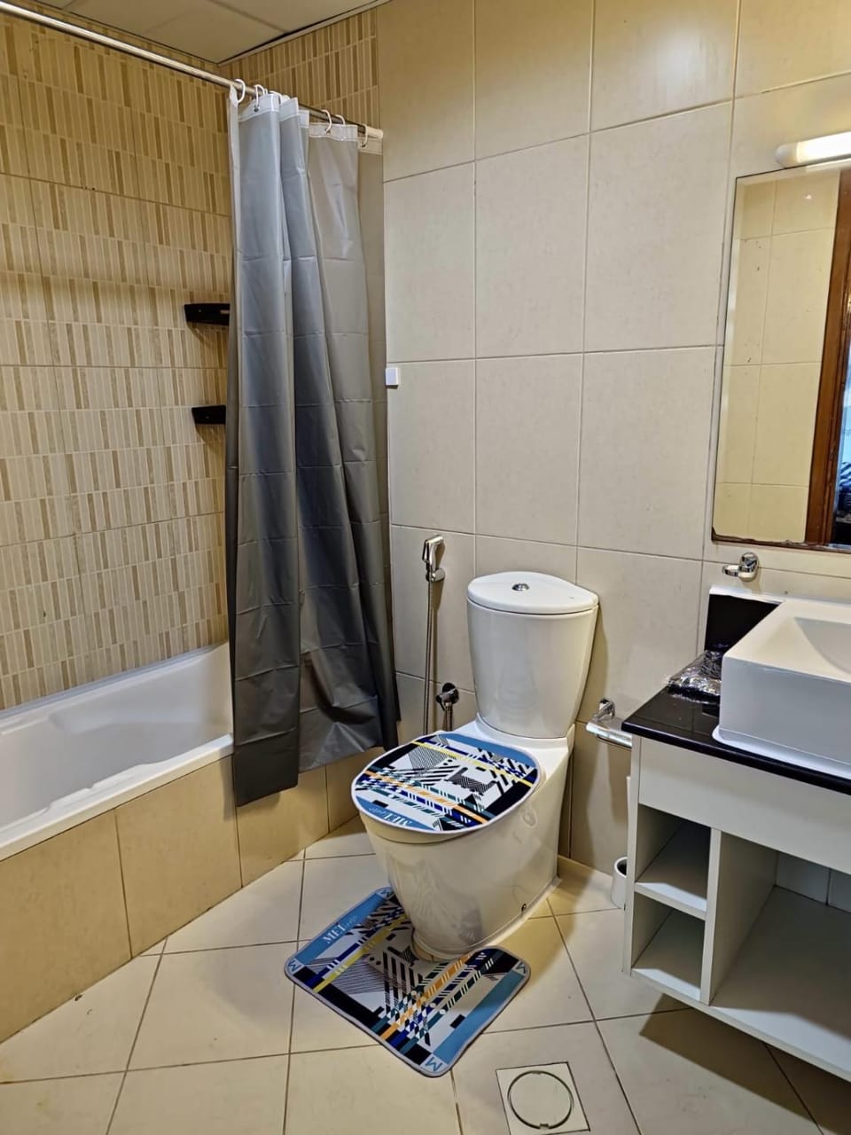 HOLIDAY HOME in Ajman Apartment in Ajman