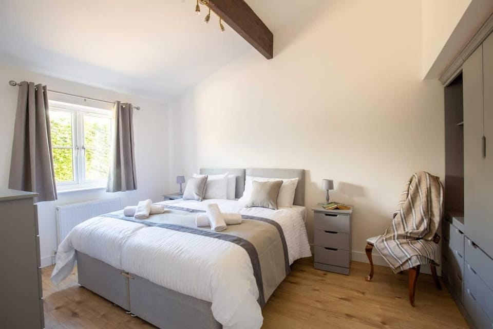 Ascot Cottage House in Cotswold District