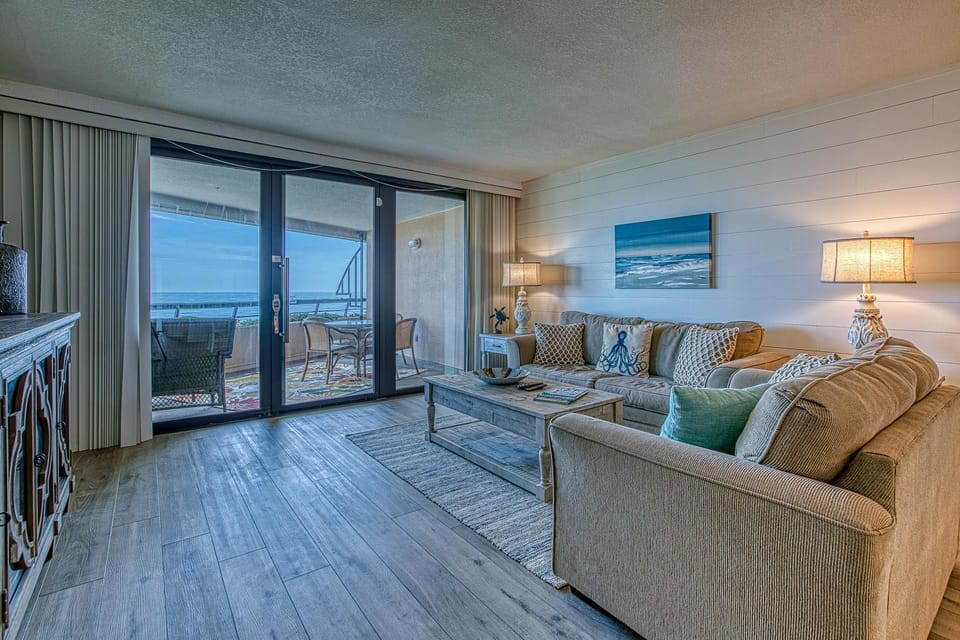 Completely Remodeled Gulf Views! Private Balcony House in Miramar Beach