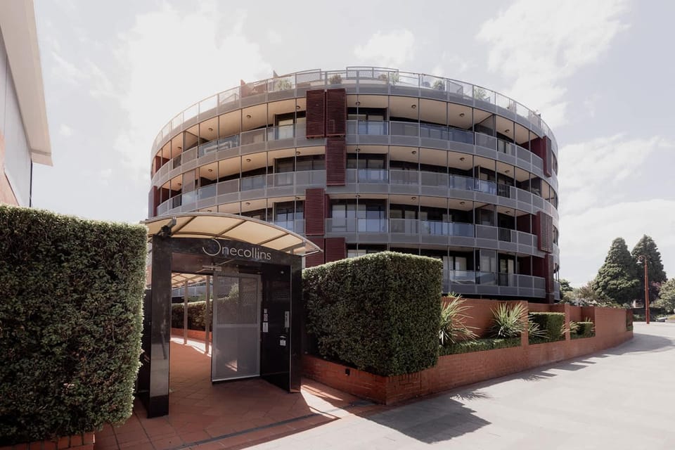 Inner-city 2 bedroom apartment - perfectly located Apartment in Hobart
