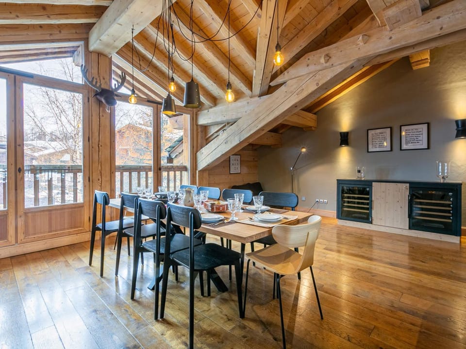Chalet de Standing avec Cheminée et Sauna, Proche du Centre de Val-d'Isère - FR-1-694-14 Chalet in Val dIsere