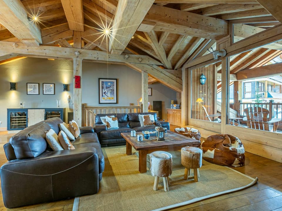 Chalet de Standing avec Cheminée et Sauna, Proche du Centre de Val-d'Isère - FR-1-694-14 Chalet in Val dIsere