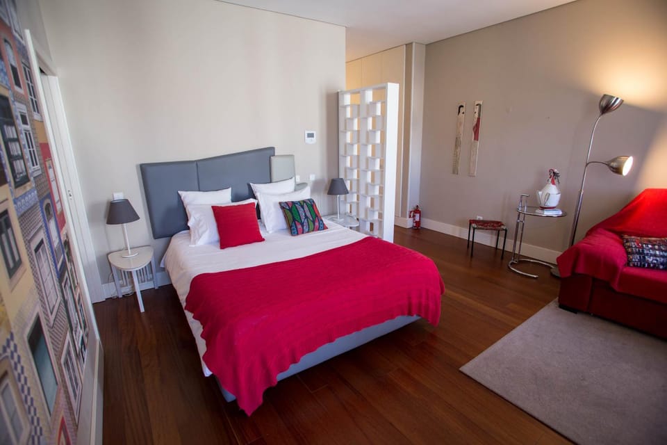 Bed, Decorative detail, Bedroom