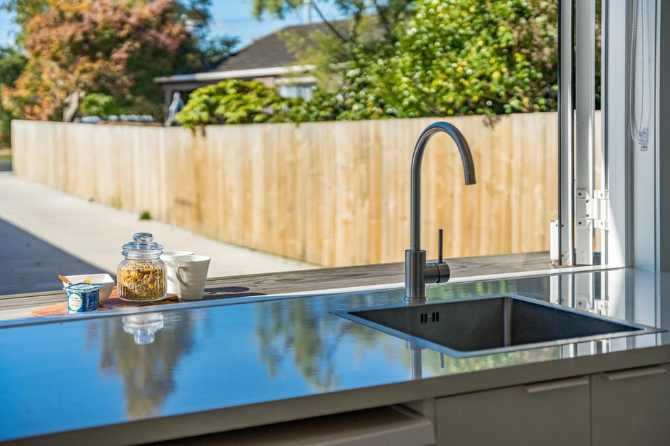 Day, Kitchen or kitchenette