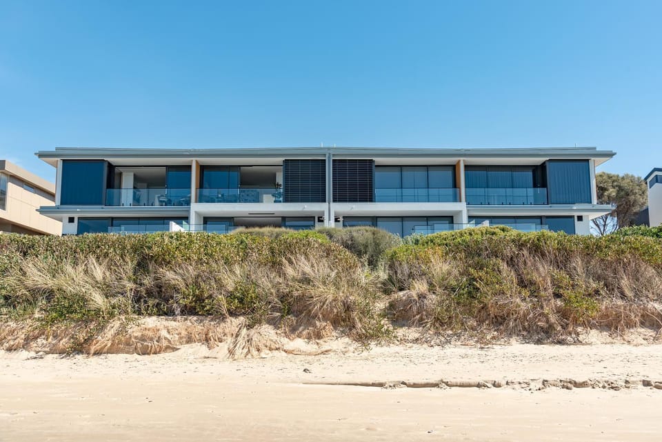 Property building, Day, Natural landscape