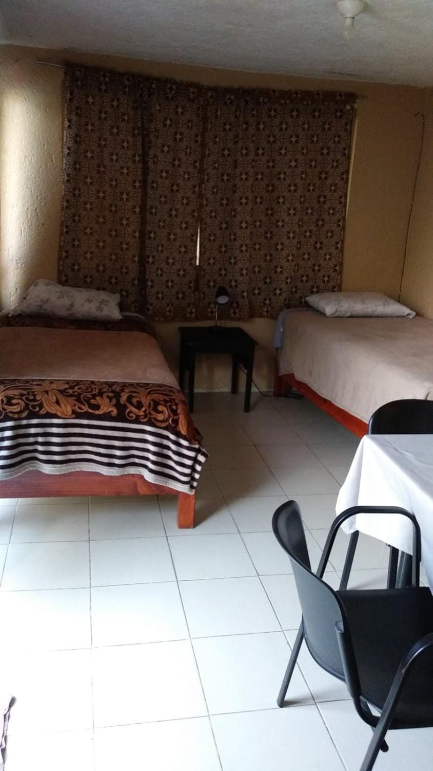 Loft muy comodo a menos de una cuadra del Metro Copilco y cerca de UNAM, en Coyoacan F Apartment in Mexico City