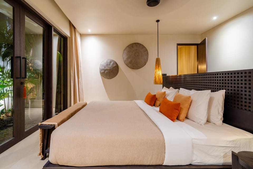 Bed, Bedroom, air conditioner