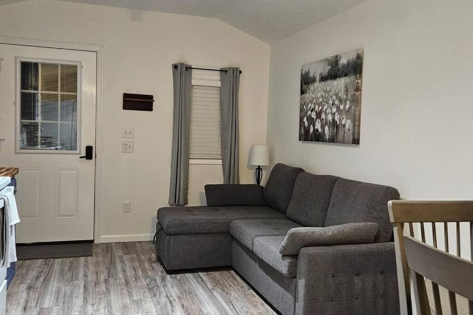 Studio 431-Vet owned 14 miles to Ft Moore Chalet in Phenix City