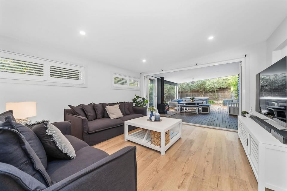 Coastal Chic House in Melbourne