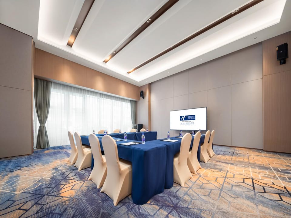 Meeting/conference room