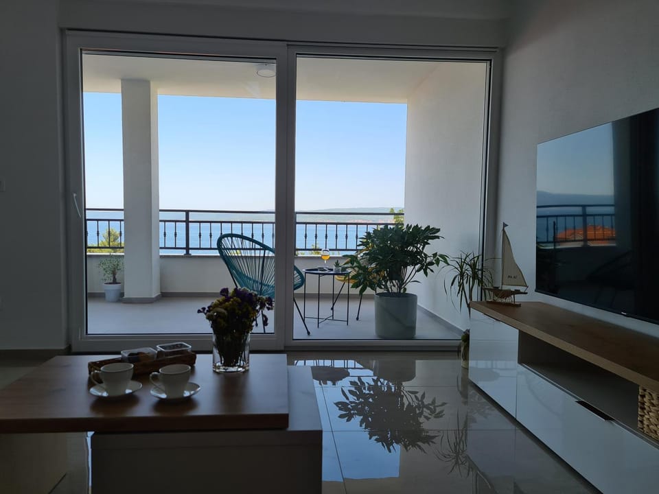 TV and multimedia, View (from property/room)