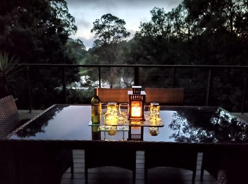 Patio, Natural landscape, View (from property/room), Balcony/Terrace, Dining area