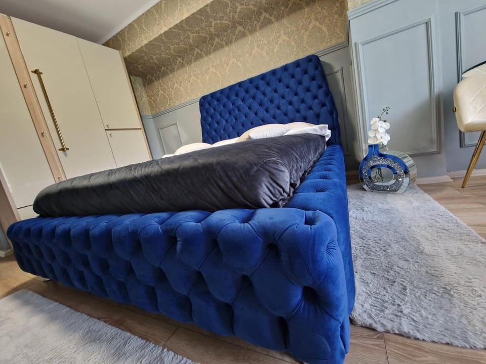 Airplane by Airport Residence Apartment in Romania