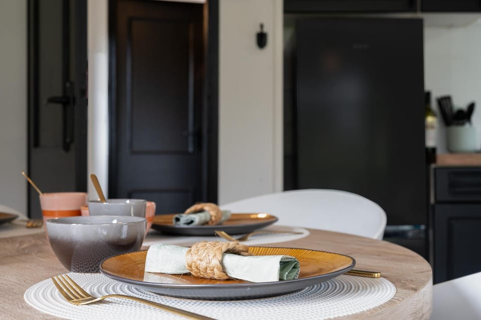 Food and drinks, Dining area