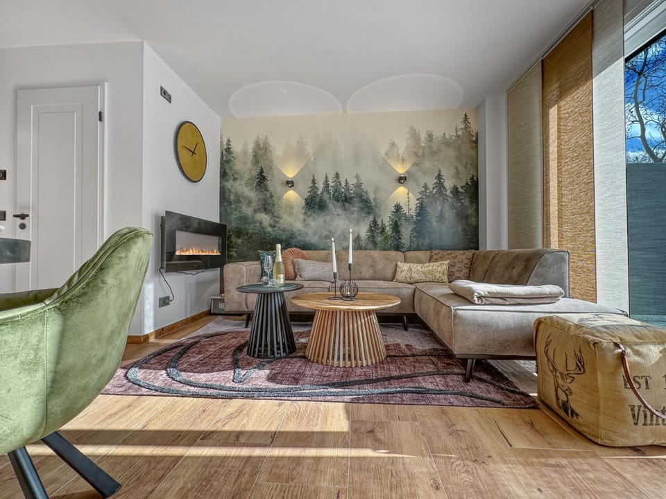 Living room, Seating area