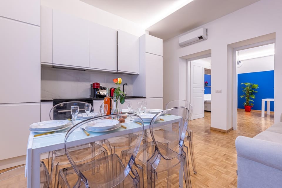 Kitchen or kitchenette, Living room, Seating area, Dining area, pet friendly, stove