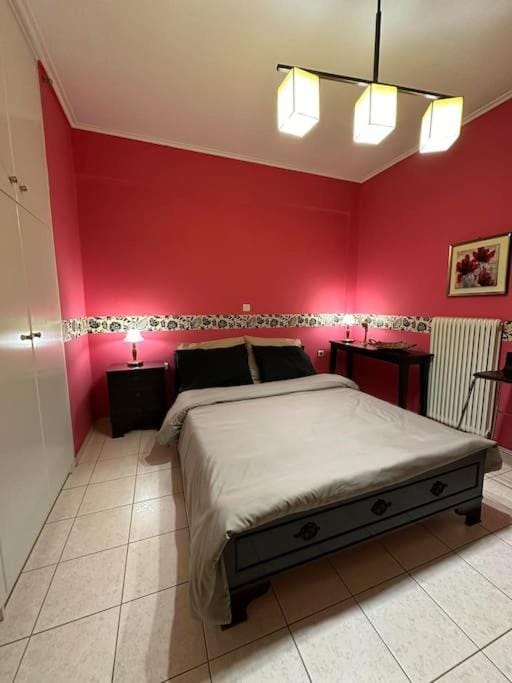 Bed, Fitness centre/facilities, Photo of the whole room, Bedroom, internet, wardrobe