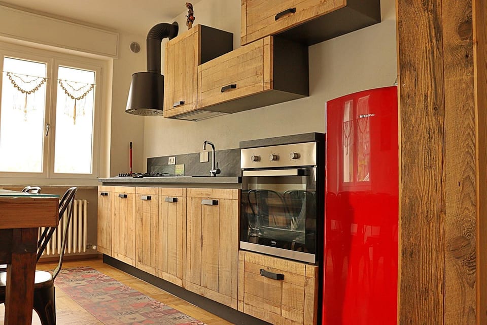Kitchen or kitchenette, dishwasher, pet friendly, stove